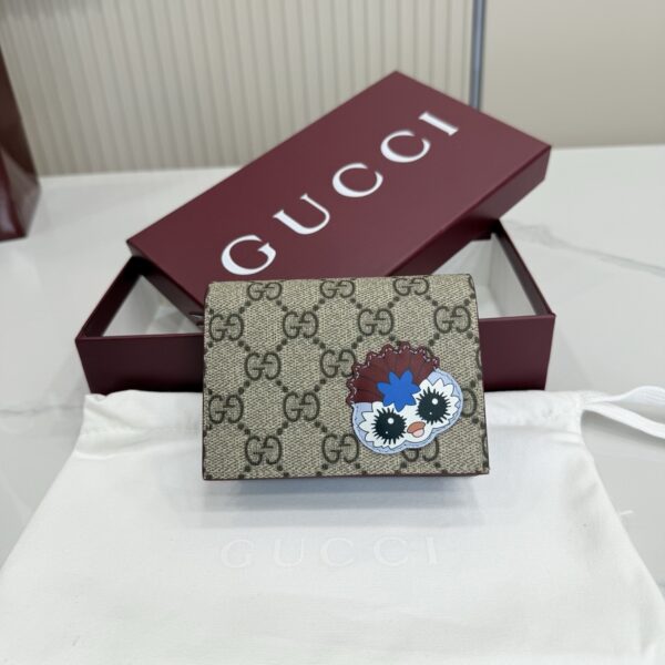 Gucci 855384