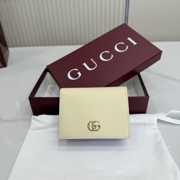 Gucci 456126 05