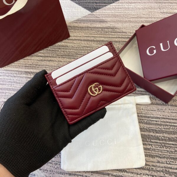 Gucci 443127 01