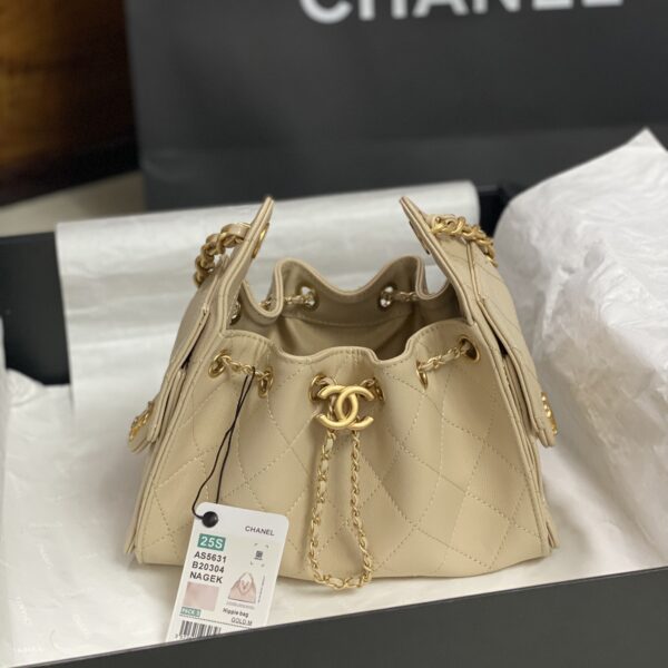 Chanel AS5631 06