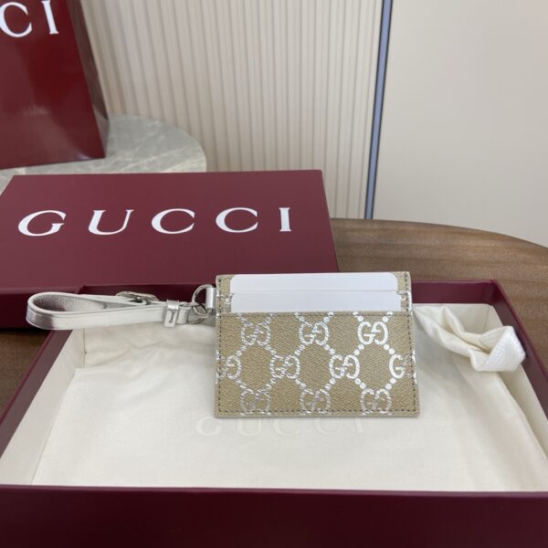 Gucci 819121 09