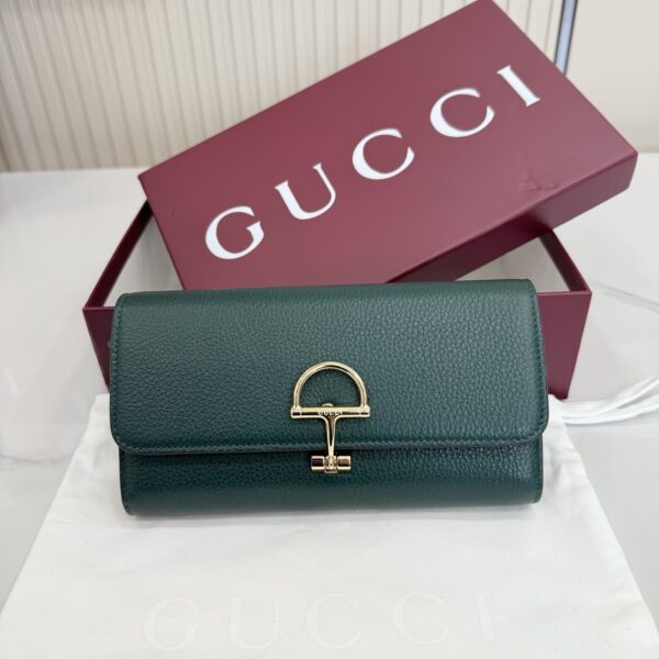 Gucci 848791 04