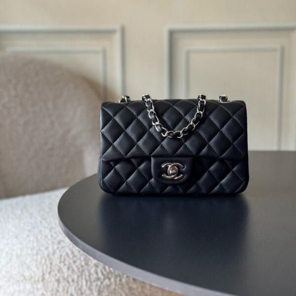 Chanel 20cm 19
