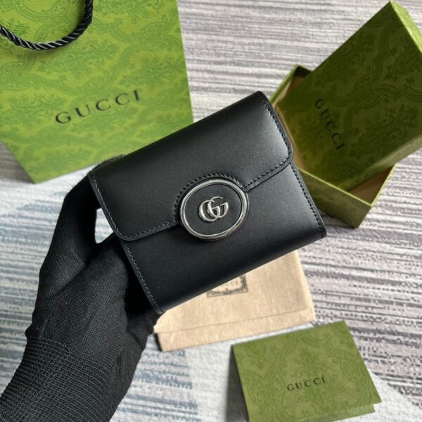 Gucci 760197 02