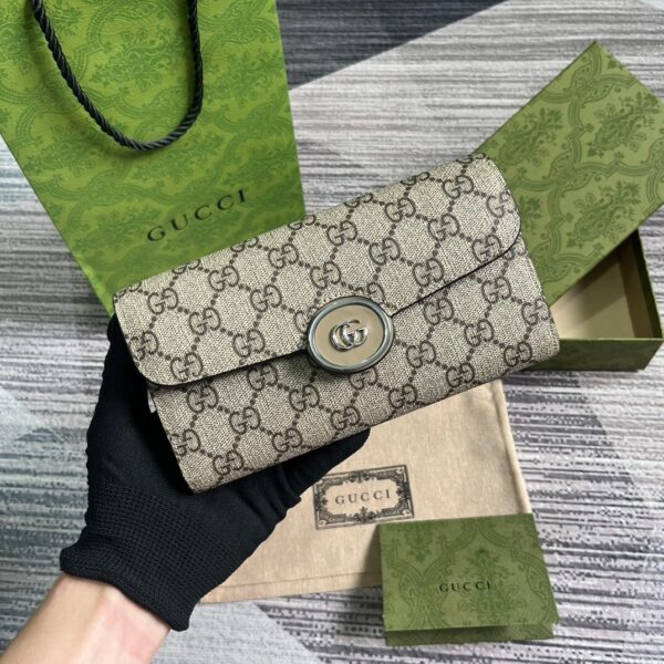 Gucci 762167 02
