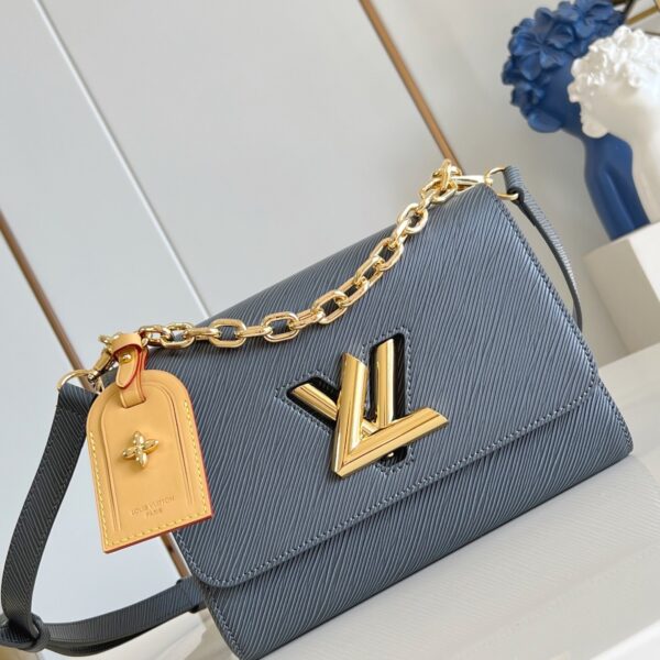 LV M50282 01