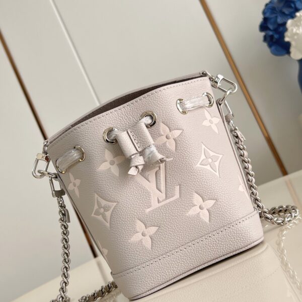 LV M81626芋泥紫丝印