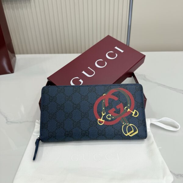 Gucci 855680