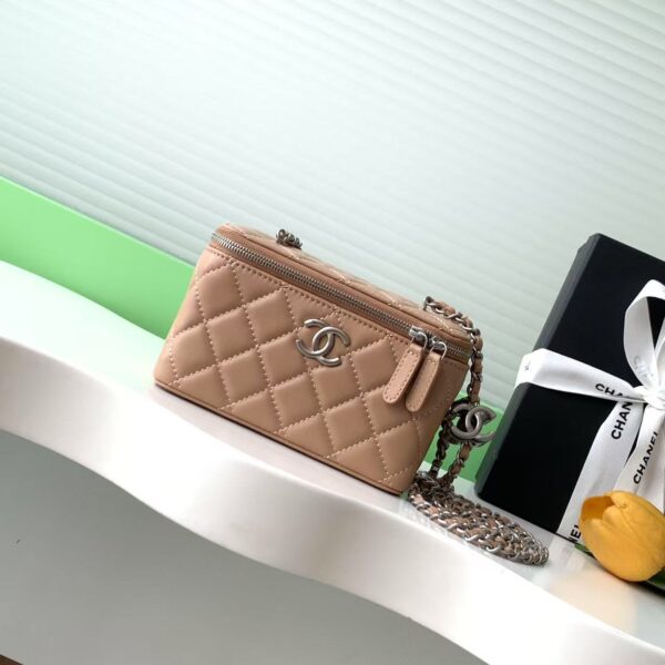 Chanel AP3940 01