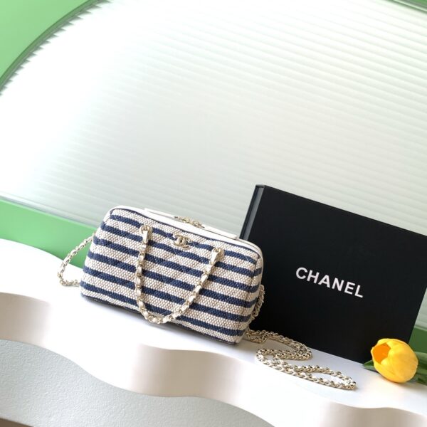 Chanel AP4986 01
