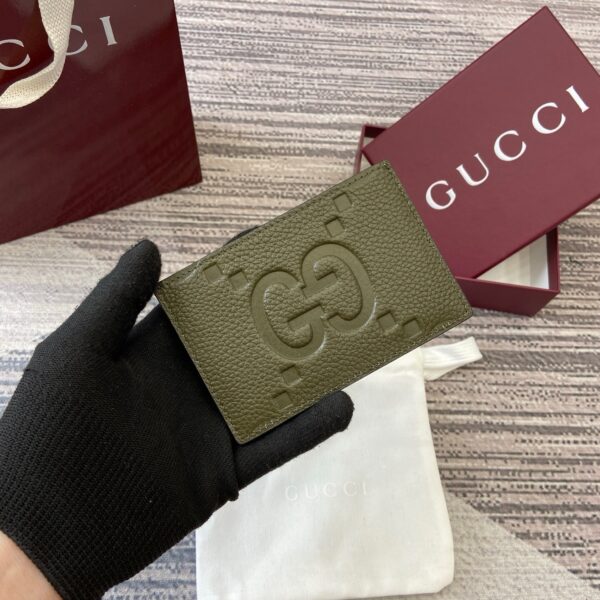 Gucci 812681 02