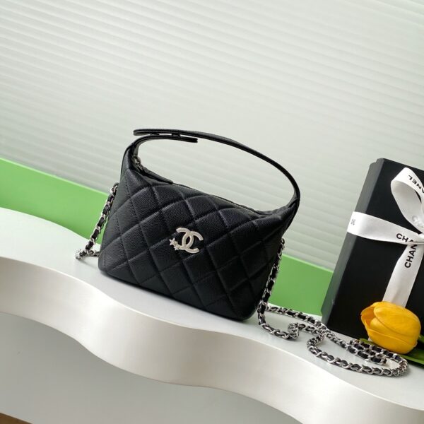 Chanel AP4850
