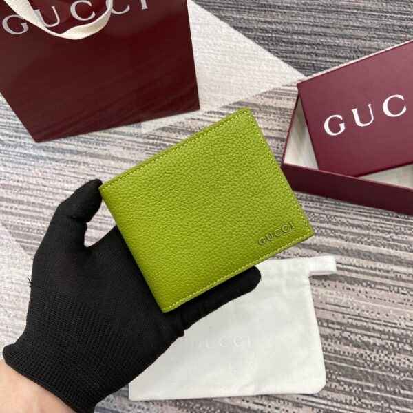 Gucci 817019 01