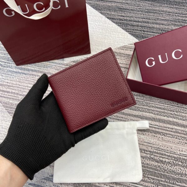Gucci 817019 02