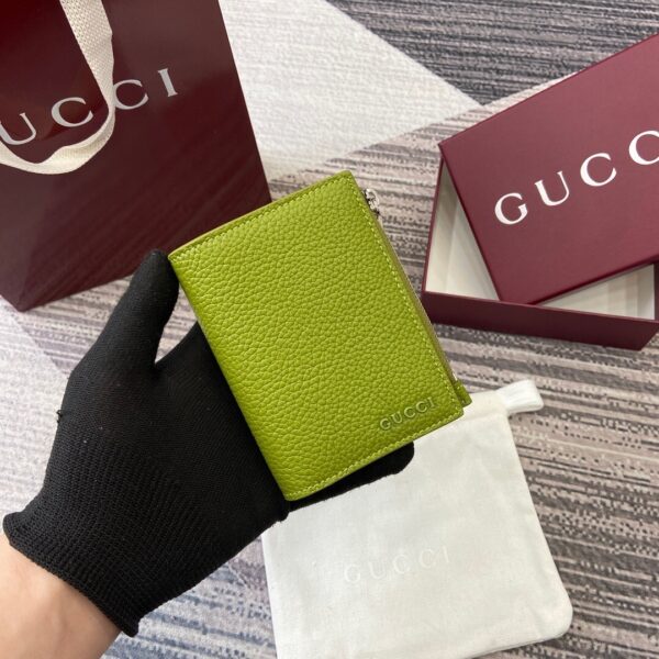 Gucci 817021 03