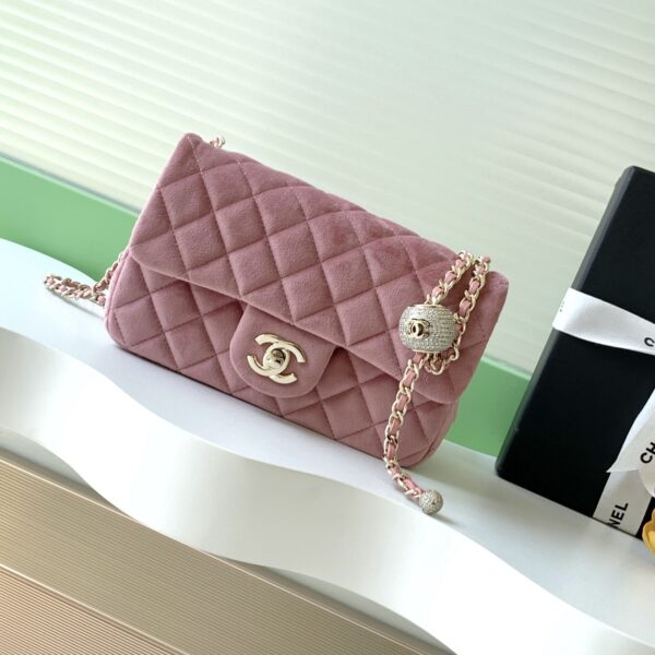 Chanel AS1787 06