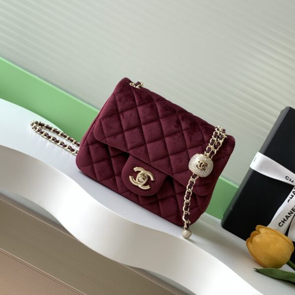 Chanel AS1786 05