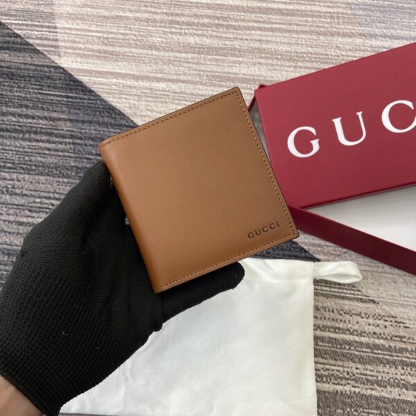 Gucci 818949 01