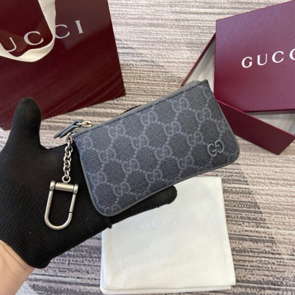 Gucci 820666