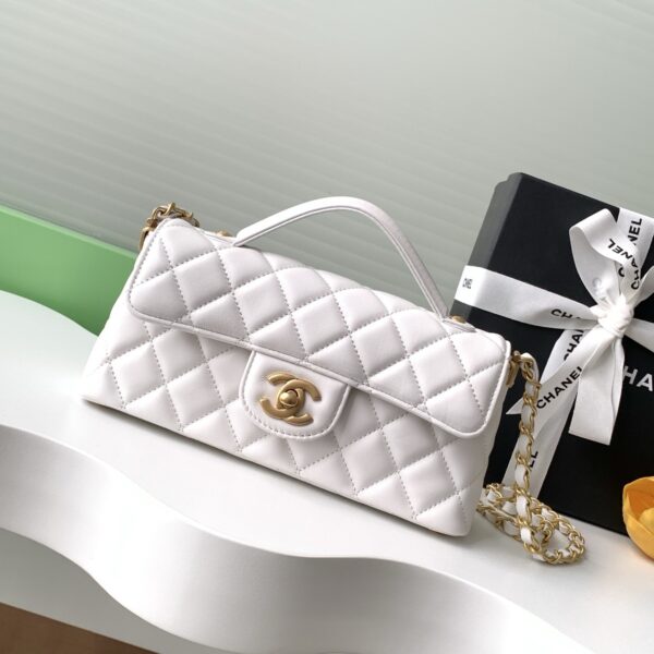 Chanel AS5354 02