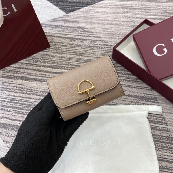 Gucci 828148 01