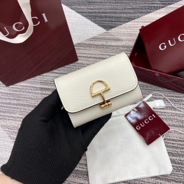 Gucci 828148 07