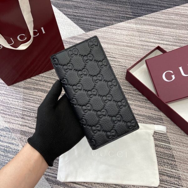 Gucci 835014