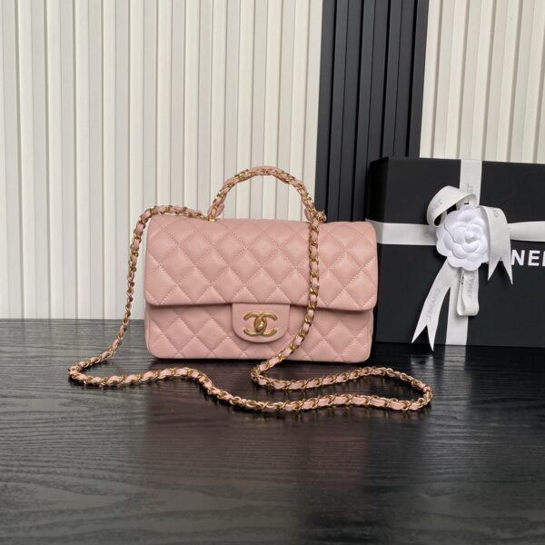 Chanel AS5702 02