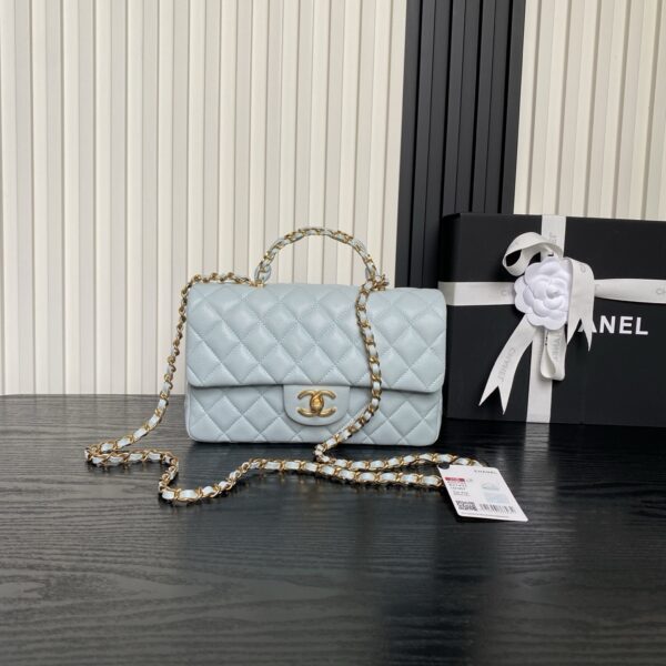 Chanel AS5702 03