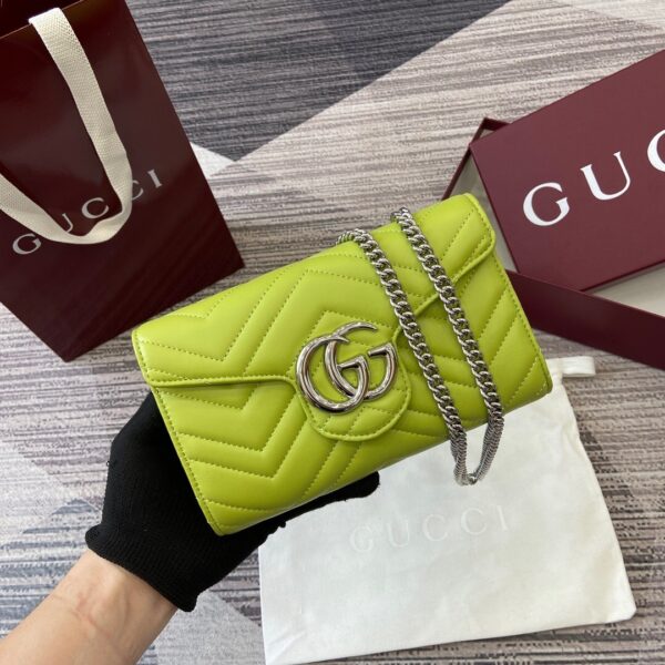 Gucci 837745 03