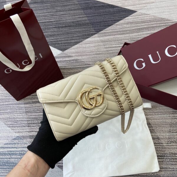 Gucci 837745 04
