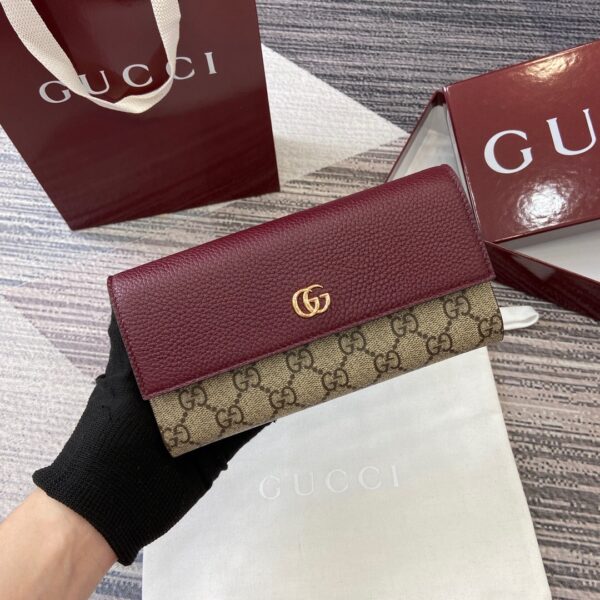 Gucci 456116 05