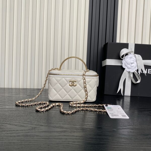 Chanel Ap3938 06