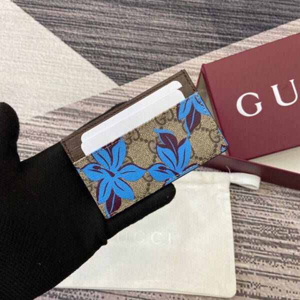 Gucci 841149 01