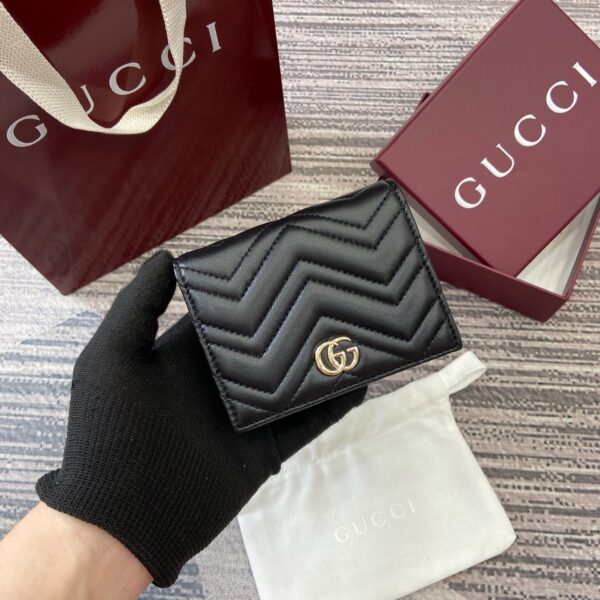 Gucci 466492 02