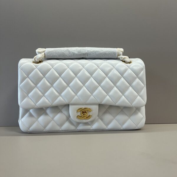 Chanel 1112 44