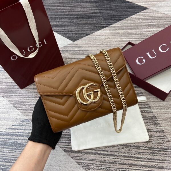 Gucci 474575
