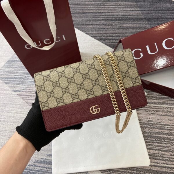 Gucci 497985 03