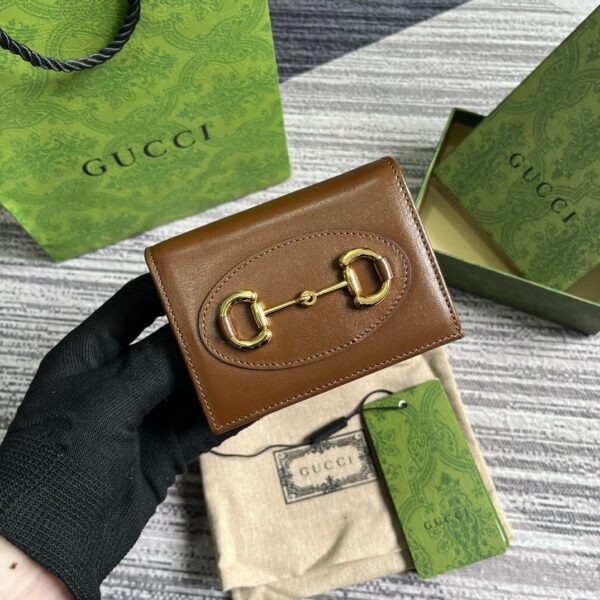 Gucci 621887 01