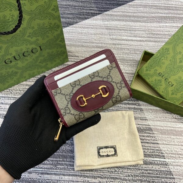 Gucci 658549 01