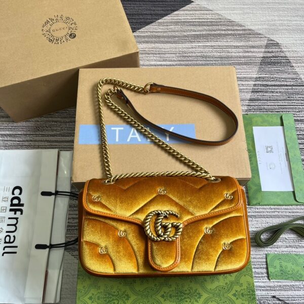 Gucci 443497_18