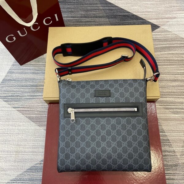 Gucci 474137