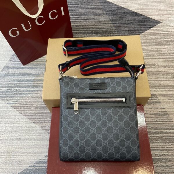 Gucci 523599