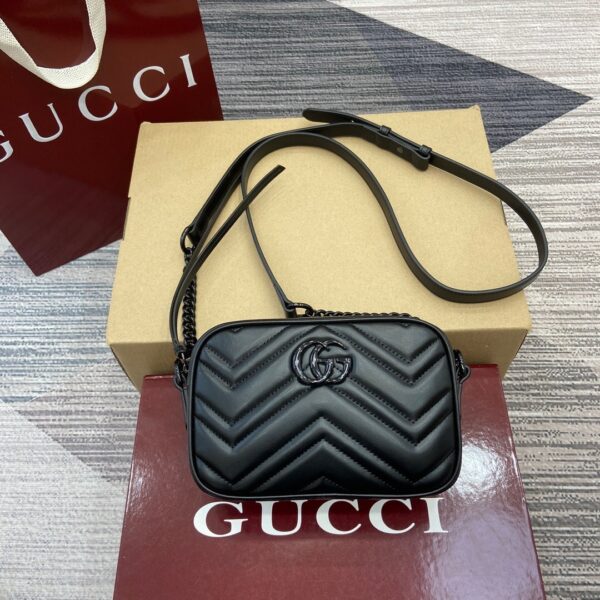 Gucci 634936