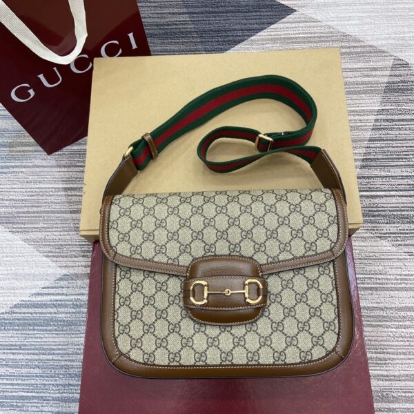 Gucci 700457