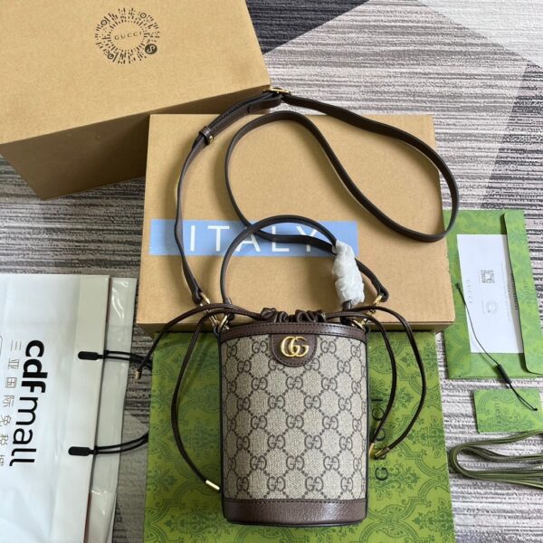 Gucci 760199