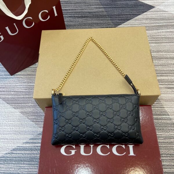 Gucci 779791