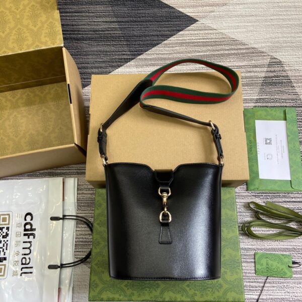 Gucci 782908