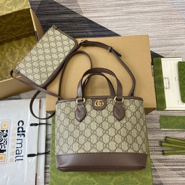 Gucci 811716