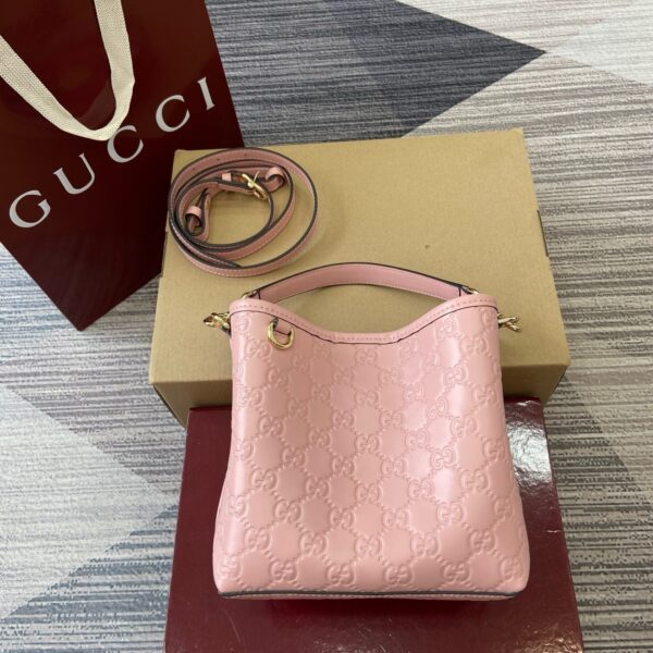 Gucci 815118_5